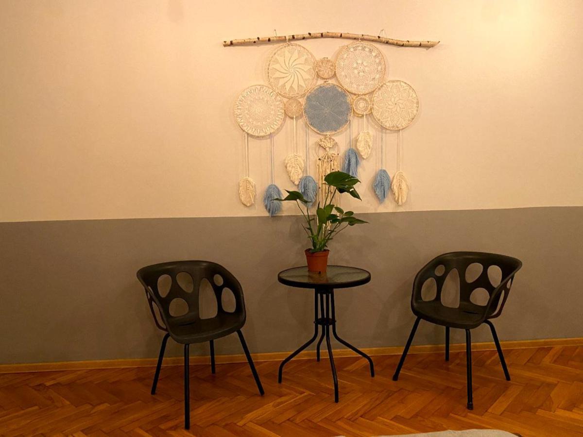 Lares And Penates Appartement Krakau Buitenkant foto