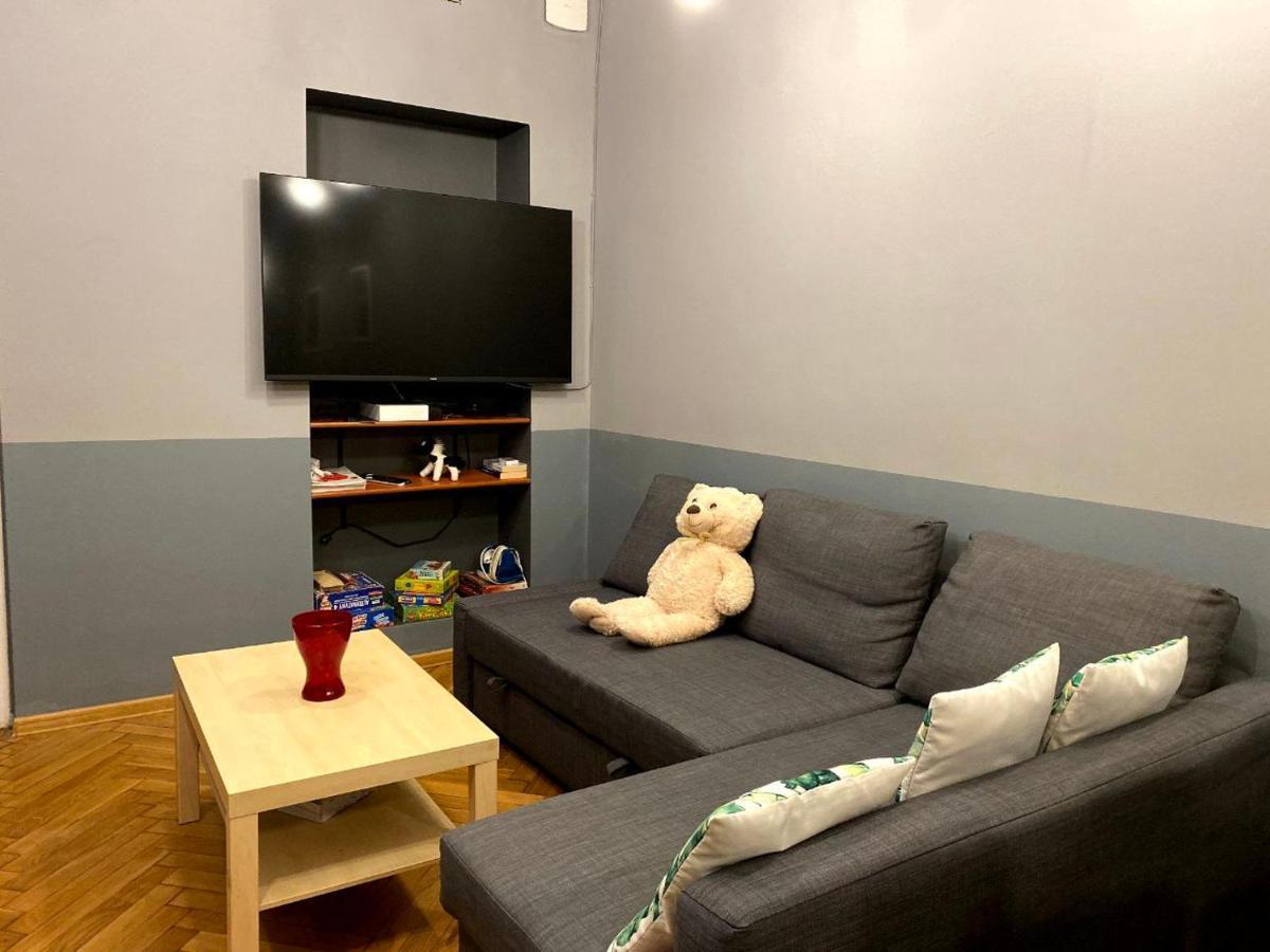 Lares And Penates Appartement Krakau Buitenkant foto