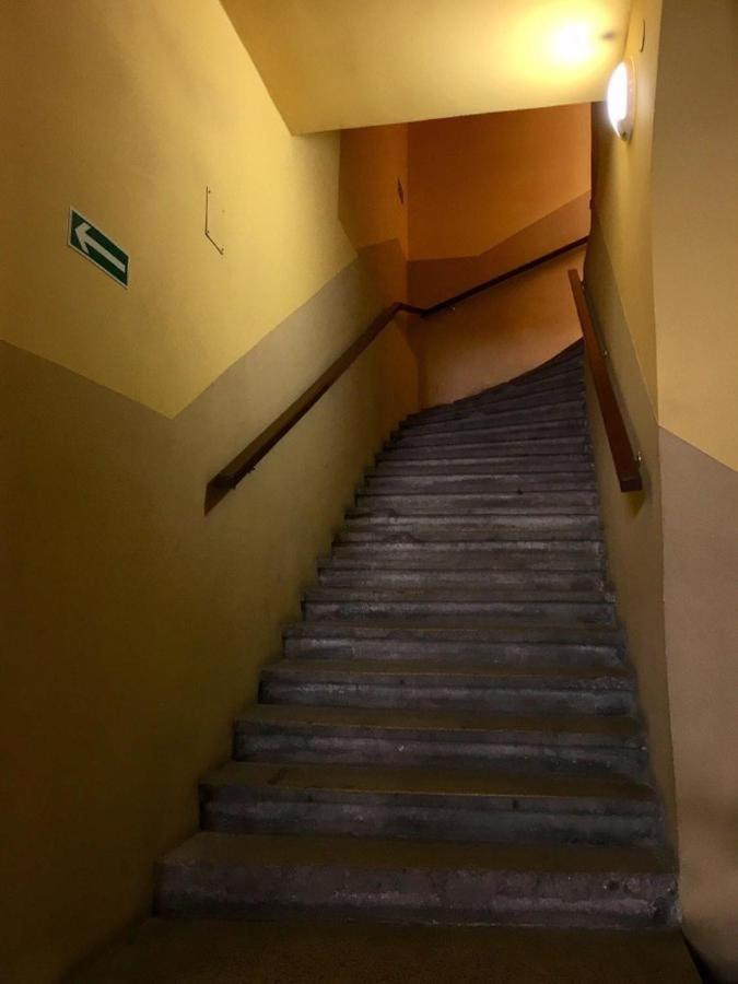 Lares And Penates Appartement Krakau Buitenkant foto